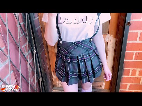 ❤️ Schoolgirl Sucks a dick gu domhainn agus fucks an àite clasaichean. ❤️❌  Bhidio gnè  aig gd.sexarxiv.ru ❌️